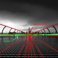 Een brug met een **diagonaal compositie** en lijnen die naar het verdwijnpunt leiden. De horizon is gemarkeerd.