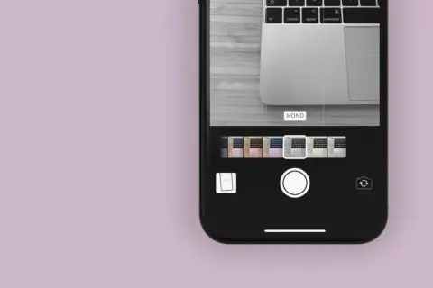 iPhone camera-app to make a foto zwart wit. De 'Mono' filter is geselecteerd.