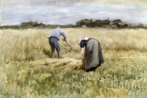 Een boer en boerin oogsten graan, een typisch tafereel van de Haagse School. De zon schijnt op het gouden veld.