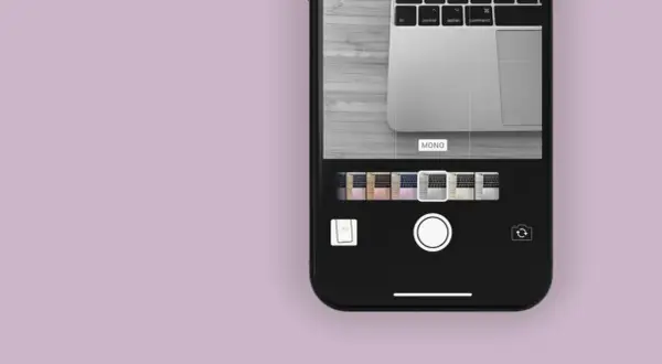 iPhone camera-app to make a foto zwart wit. De 'Mono' filter is geselecteerd.