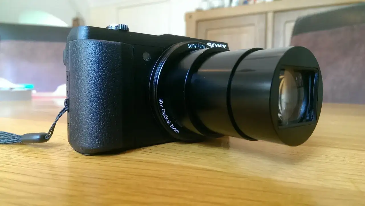 Sony HX60V Review - Nog steeds een slimme koop?