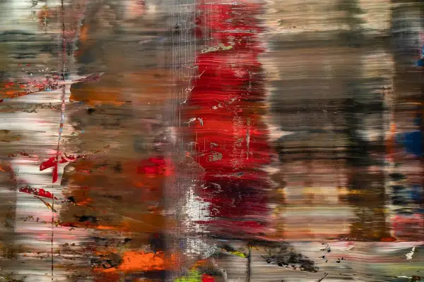 Abstract schilderij met levendige strepen oranje met blauw, rood en bruin.